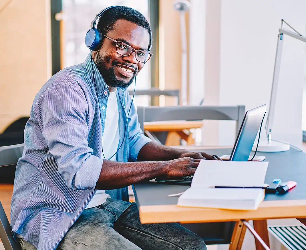 Comment l'IA a multiplié par 2 les performances commerciales d'un service client